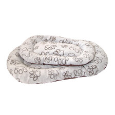 Poduška trendy 60x40cm sivá labka